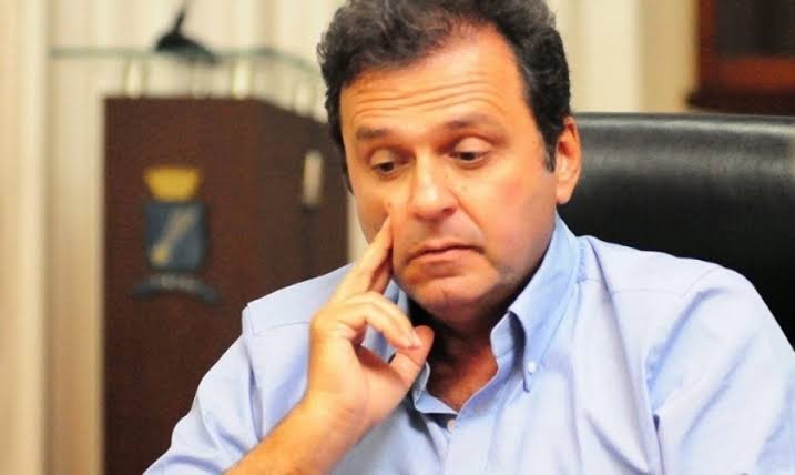 Ministério Público pede desaprovação das contas do ex-prefeito Carlos Eduardo