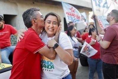 Samanda deixa chefia de gabinete do deputado Francisco do PT para disputar vaga na Câmara de Natal