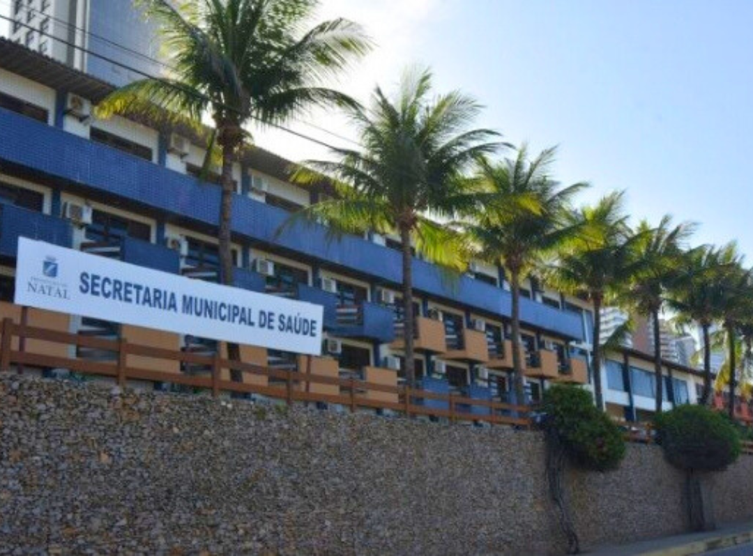 Justiça suspende contratos da Saúde de Natal com empresa investigada por falsificação e contratada sem licitação