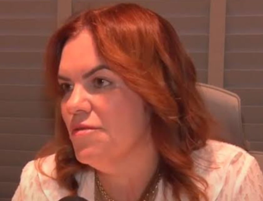 EXCLUSIVO: “A patroa dos médicos” pressiona profissionais e distorce decisão judicial para assumir contratos milionários em Natal