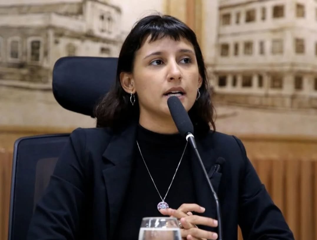 Vereadora Brisa apresenta defesa em processo de cassação na Câmara de Natal