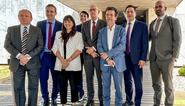 Natália Bonavides articula encontro com Alckmin para debater tarifaço no RN