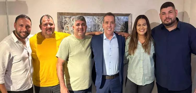 Eriko Jácome recebe apoio de cinco vereadores de Extremoz para sua pré-candidatura a deputado estadual