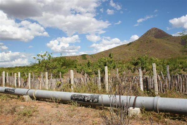 Furto de cabos interrompe abastecimento de água pela Adutora Sertão Central