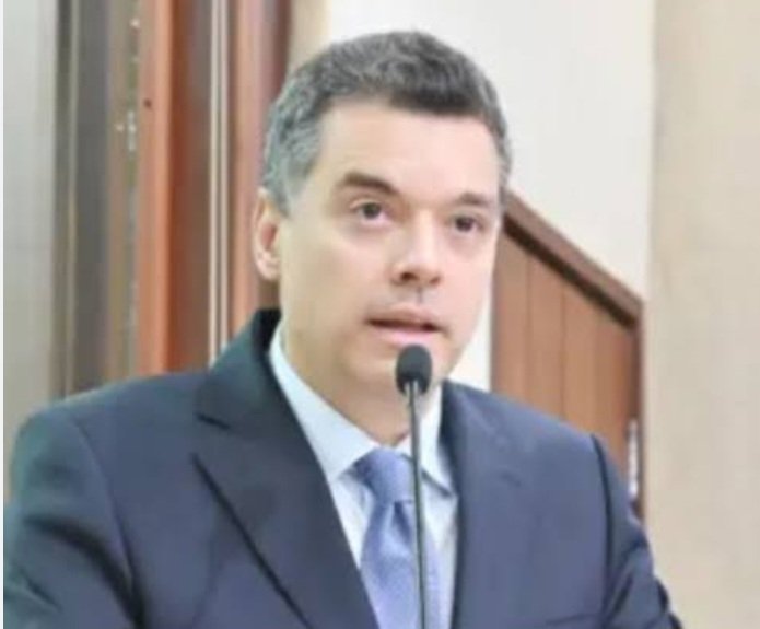 Walter Alves é um desastre!