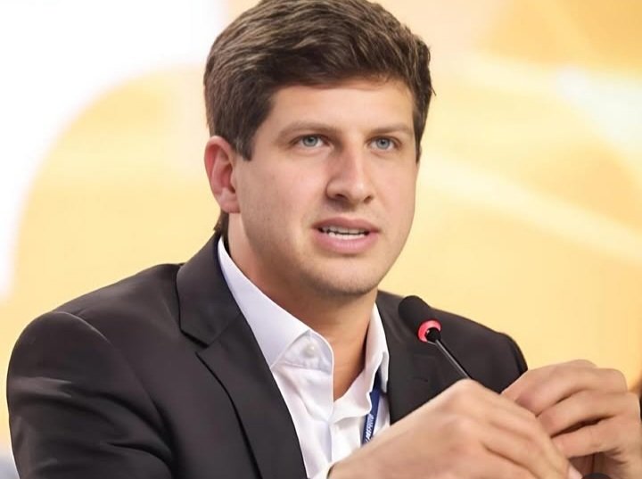 Procuradores pedem que Joao Campos suspenda nomeação de candidato que “furou fila PCD” em concurso