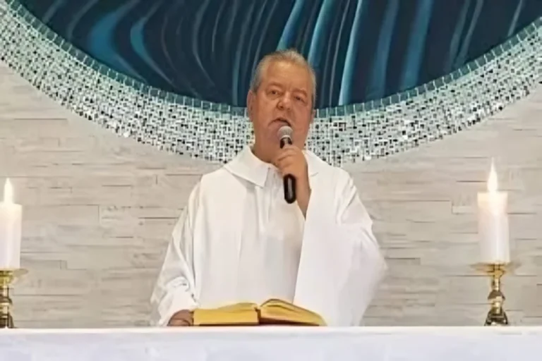 Padre é condenado a mais de 24 anos de prisão por estupro de mais de 60 crianças