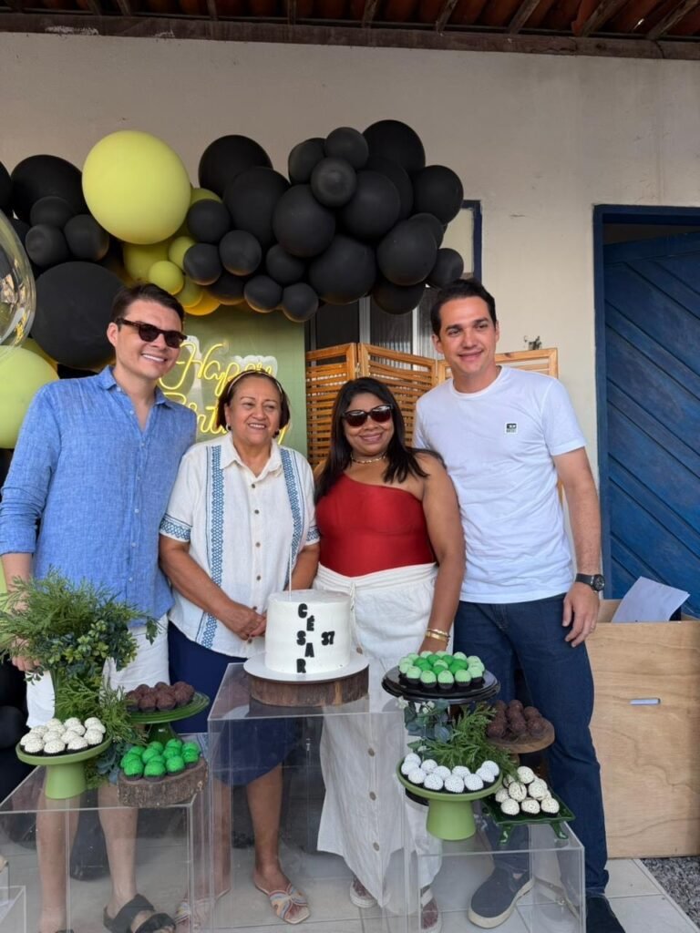 Dr. César Maia reúne lideranças e demonstra força política em Parnamirim