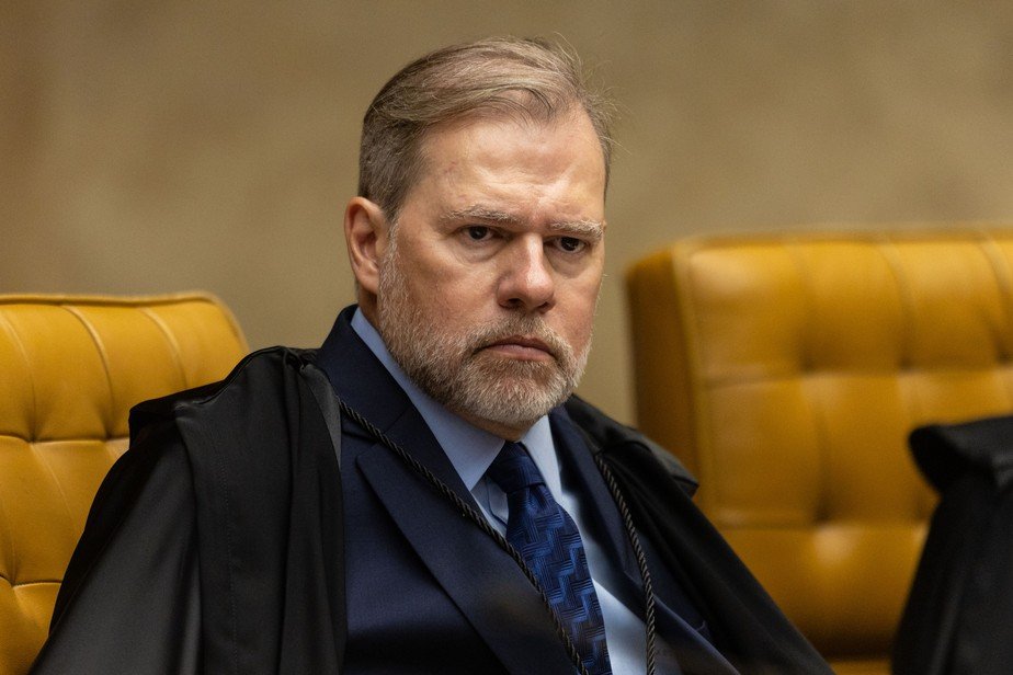 PF pede afastamento de Toffoli em investigação do Banco Master no STF