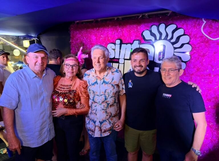 Zenaide Maia participa do Carnaval em Caicó