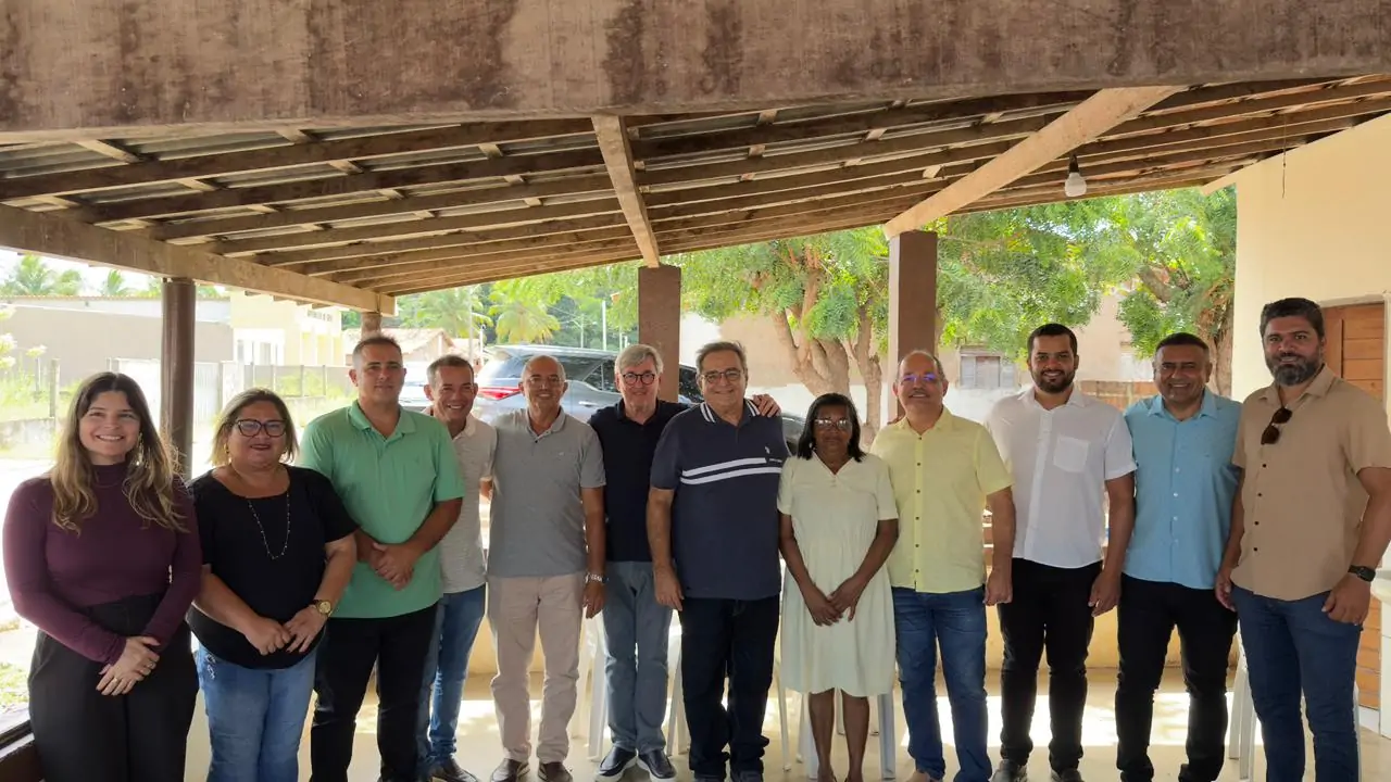 Prefeito de Arez e mais sete vereadores anunciam apoio à pré-candidatura de Álvaro Dias e Babá ao Governo do RN