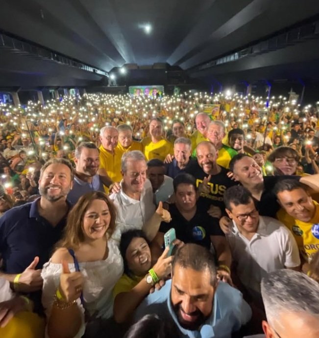 Mega evento reuniu mais de 8 mil pessoas e mostra força da oposição no RN