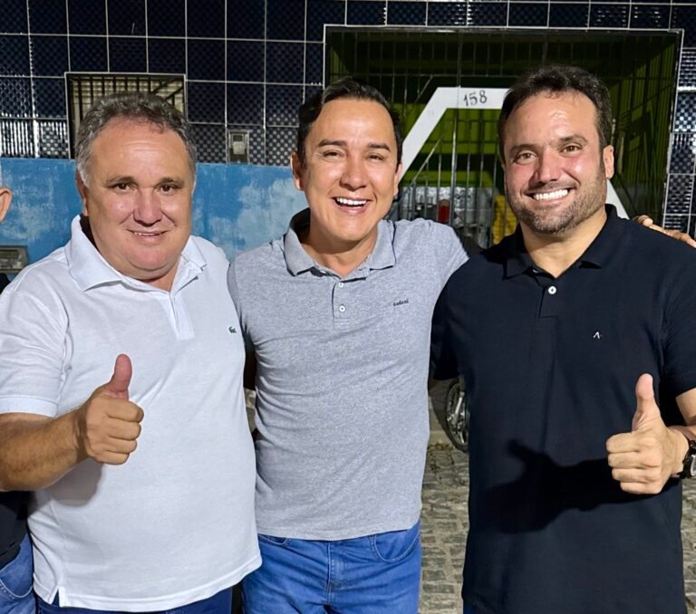 Ex-prefeito e vereador do Seridó deixam Walter Alves e passam a apoiar Neilton Diógenes