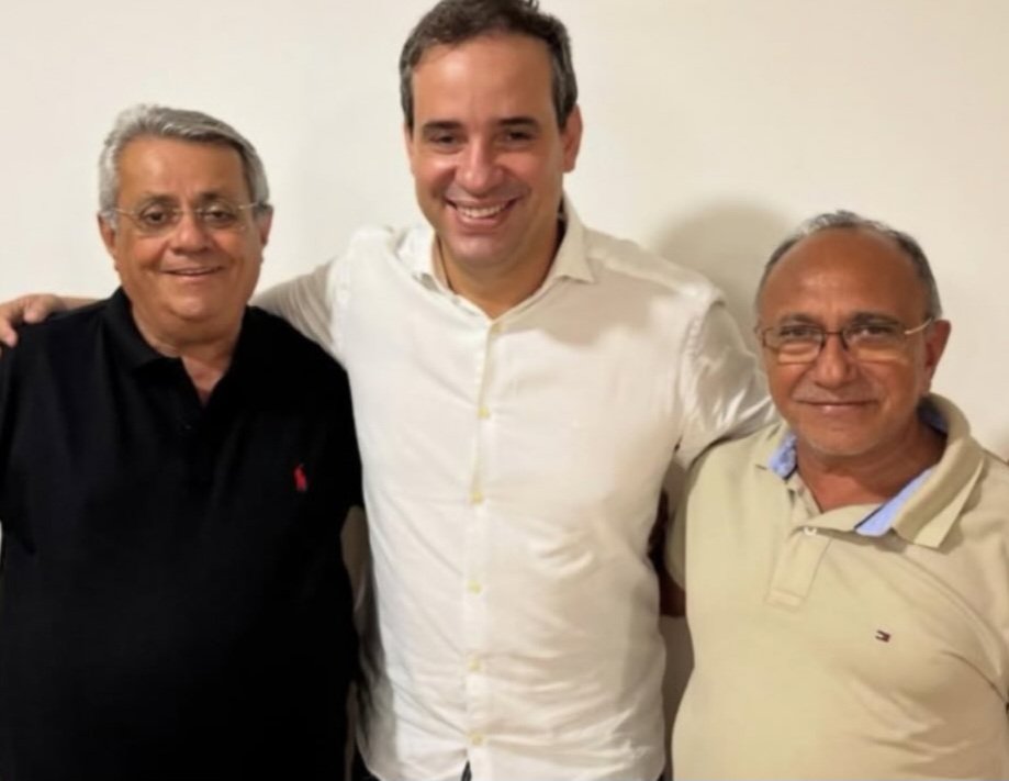 Prefeito de São Rafael rompe com Allyson Bezerra e declara apoio a Cadu Xavier ao Governo do RN