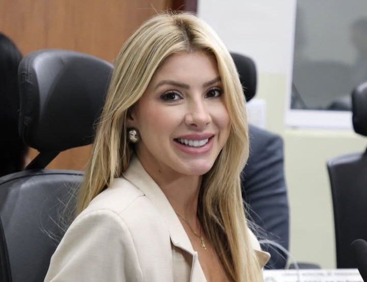 Carol Pires anuncia projeto para crianças autistas