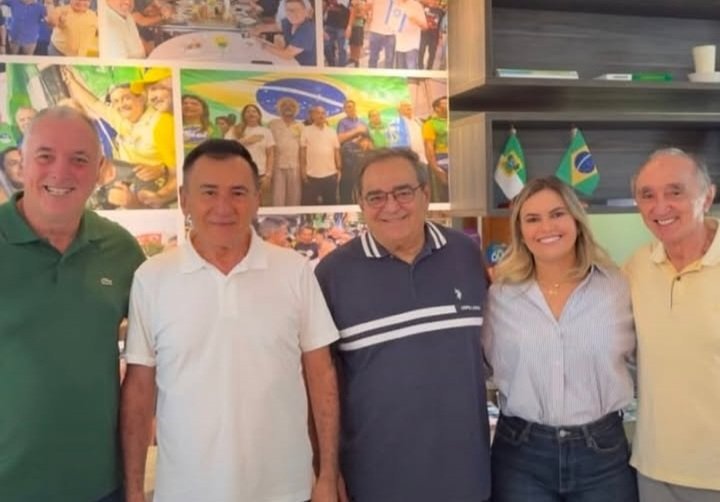 Bibi Costa se filia ao PL e confirma pré-candidatura a deputado estadual