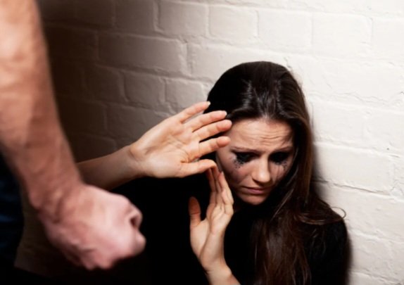 Estudo revela que 43 mil mulheres foram vítimas de violência no RN entre 2019 e 2021