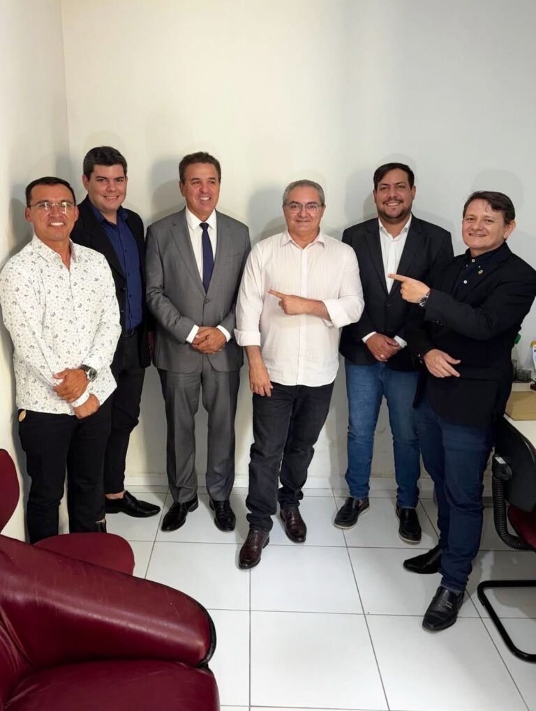 Luiz Eduardo cumpre agenda em Pedro Avelino e reforça parcerias políticas no município