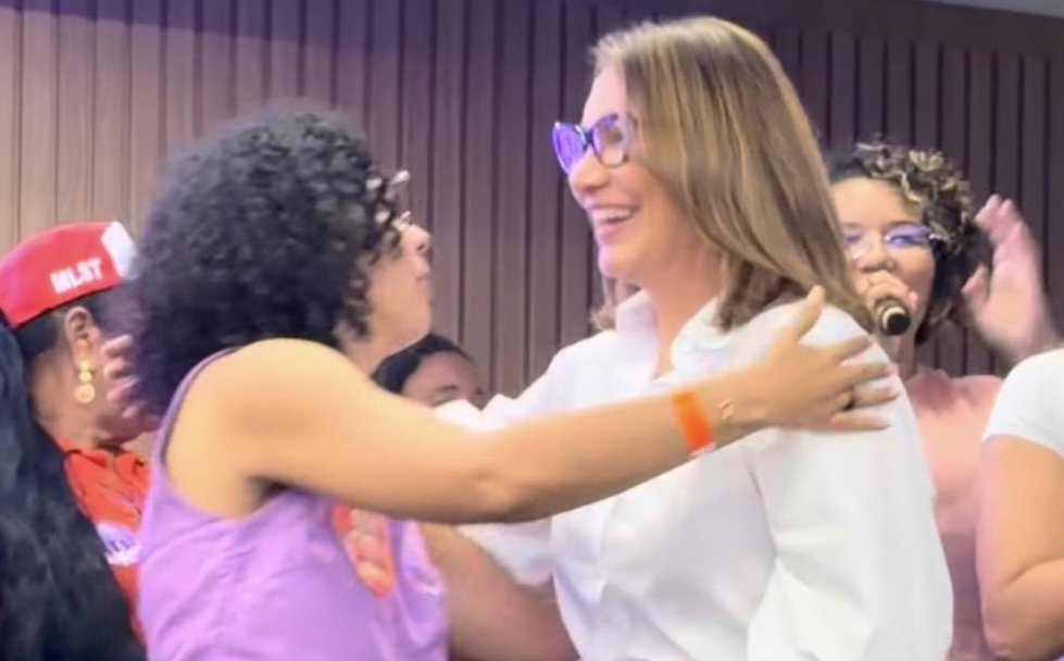 Deputada do PT é agredida por segurança de Janja durante evento em Natal sobre violência contra à mulher