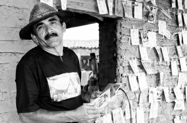Morre ao 79 anos o poeta e cordelista Paulo Varela