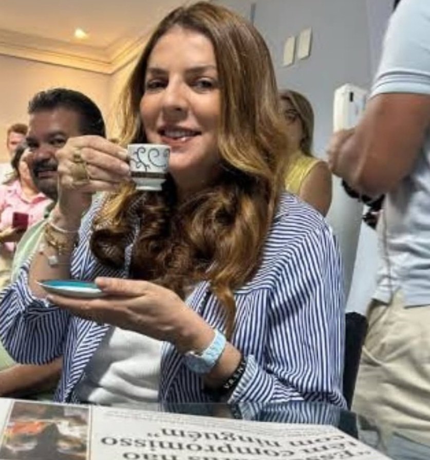 Nina Souza projeta que PL pode eleger quatro deputados federais