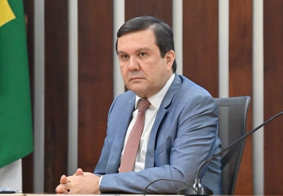 Deputado faz acordo com MP para se livrar de inelegibilidade